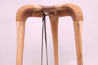 Barová stolička trojnohá
